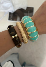 Load image into Gallery viewer, Vintage Resin Statement Bracelet