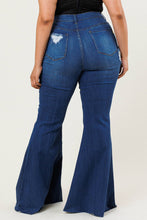 Load image into Gallery viewer, PLUS New Day Flare Jeans