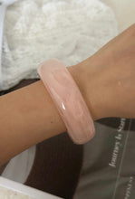 Load image into Gallery viewer, Vintage Resin Statement Bracelet