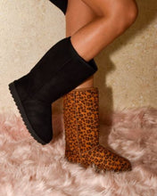Load image into Gallery viewer, Women Fur Lining Cozy Winter Snow Mid Calf Boots
