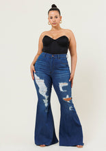 Load image into Gallery viewer, PLUS New Day Flare Jeans
