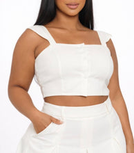 Load image into Gallery viewer, Plus Size Sexy Top With Button Closurecropped Top
