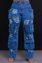 Load image into Gallery viewer, High Rise Multi Pockets Distressed Cargo
