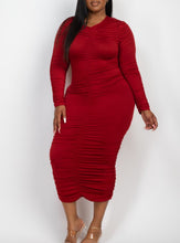 Load image into Gallery viewer, Curvy Plus Ruched Long Sleeve MIDI Dress
