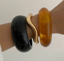 Load image into Gallery viewer, Black Resin &amp; Gold Bangle

