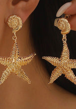 Load image into Gallery viewer, Gold Starfish Drop Earrings
