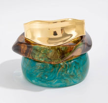 Load image into Gallery viewer, Resin &amp; Metal Mixed Bangle
