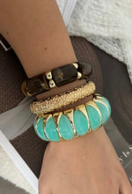 Load image into Gallery viewer, Vintage Resin Statement Bracelet
