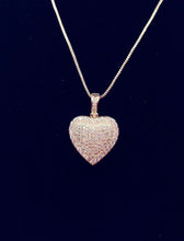 Load image into Gallery viewer, Medium Heart Necklaces
