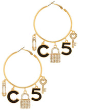 Load image into Gallery viewer, Circle Lock Five Charm Earring
