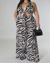 Load image into Gallery viewer, Kassidy Plisse Pant Set
