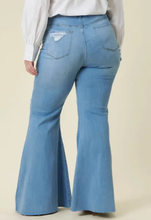 Load image into Gallery viewer, Plus New Day Flare Jeans
