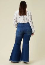 Load image into Gallery viewer, Plus All or Nothing Flare Jeans

