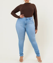 Load image into Gallery viewer, Plus Cozy Vibrant Skinny Jeans
