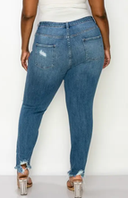 Load image into Gallery viewer, Plus JEANS

