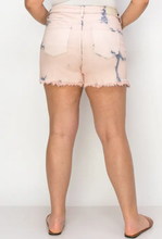 Load image into Gallery viewer, Plus Size High Rise Stretch Mom Short

