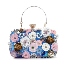 Load image into Gallery viewer, Raised Flowers Beaded Evening Bag
