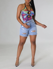 Load image into Gallery viewer, Frayed Hem Denim Shorts
