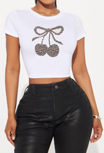 Load image into Gallery viewer, Leopard Cherry Graphic Front Seamless Crop Top
