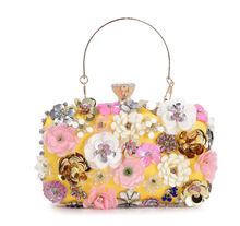 Load image into Gallery viewer, Raised Flowers Beaded Evening Bag
