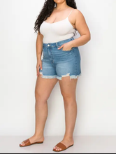 Load image into Gallery viewer, Plus Size High Rise Stretch Mid Short
