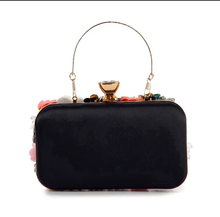 Load image into Gallery viewer, Raised Flowers Beaded Evening Bag
