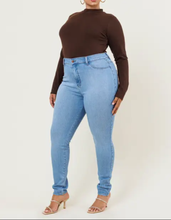 Load image into Gallery viewer, Plus Cozy Vibrant Skinny Jeans
