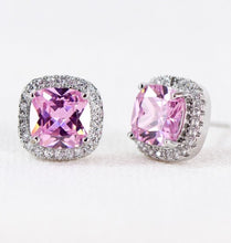 Load image into Gallery viewer, Earrings Saquare Stud
