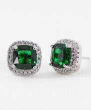 Load image into Gallery viewer, Earrings Saquare Stud
